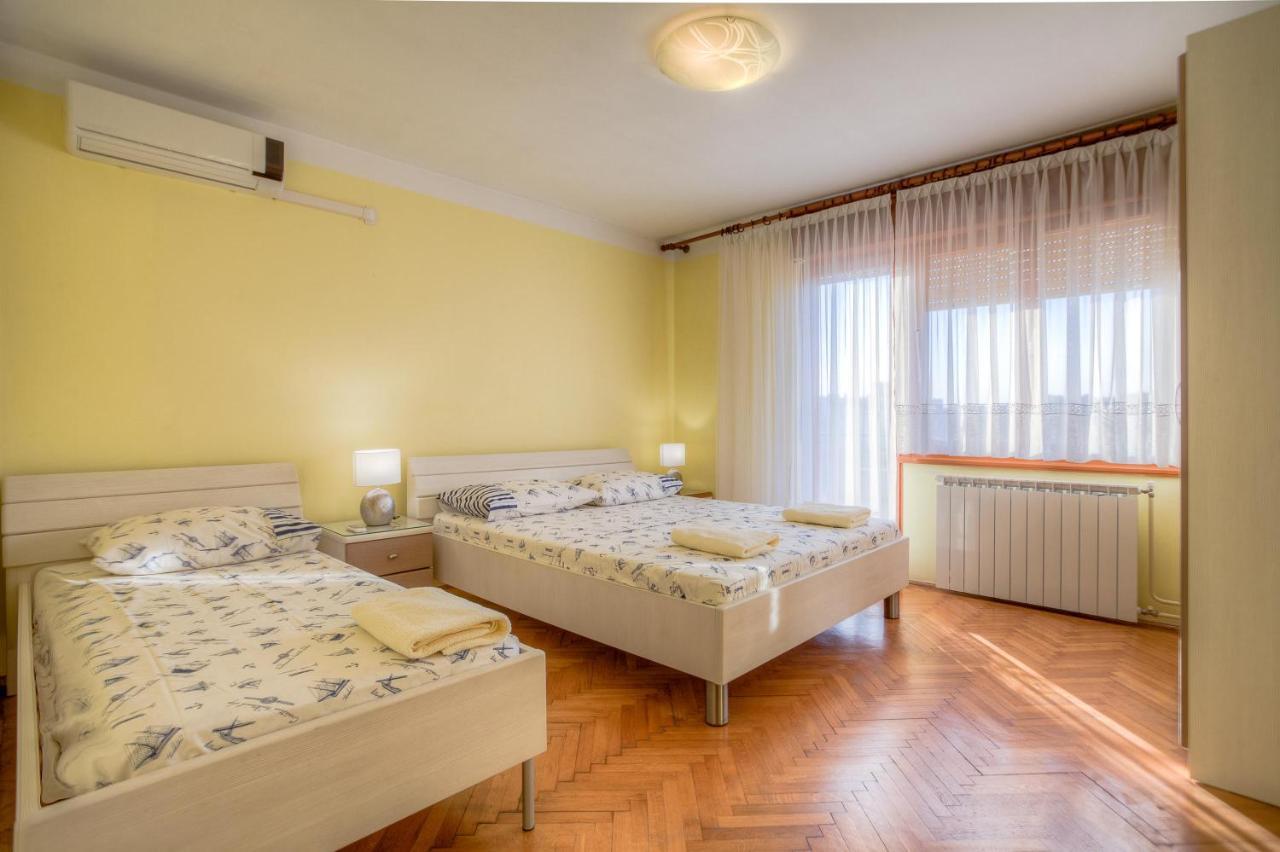 Appartamento Diconi Pola Esterno foto
